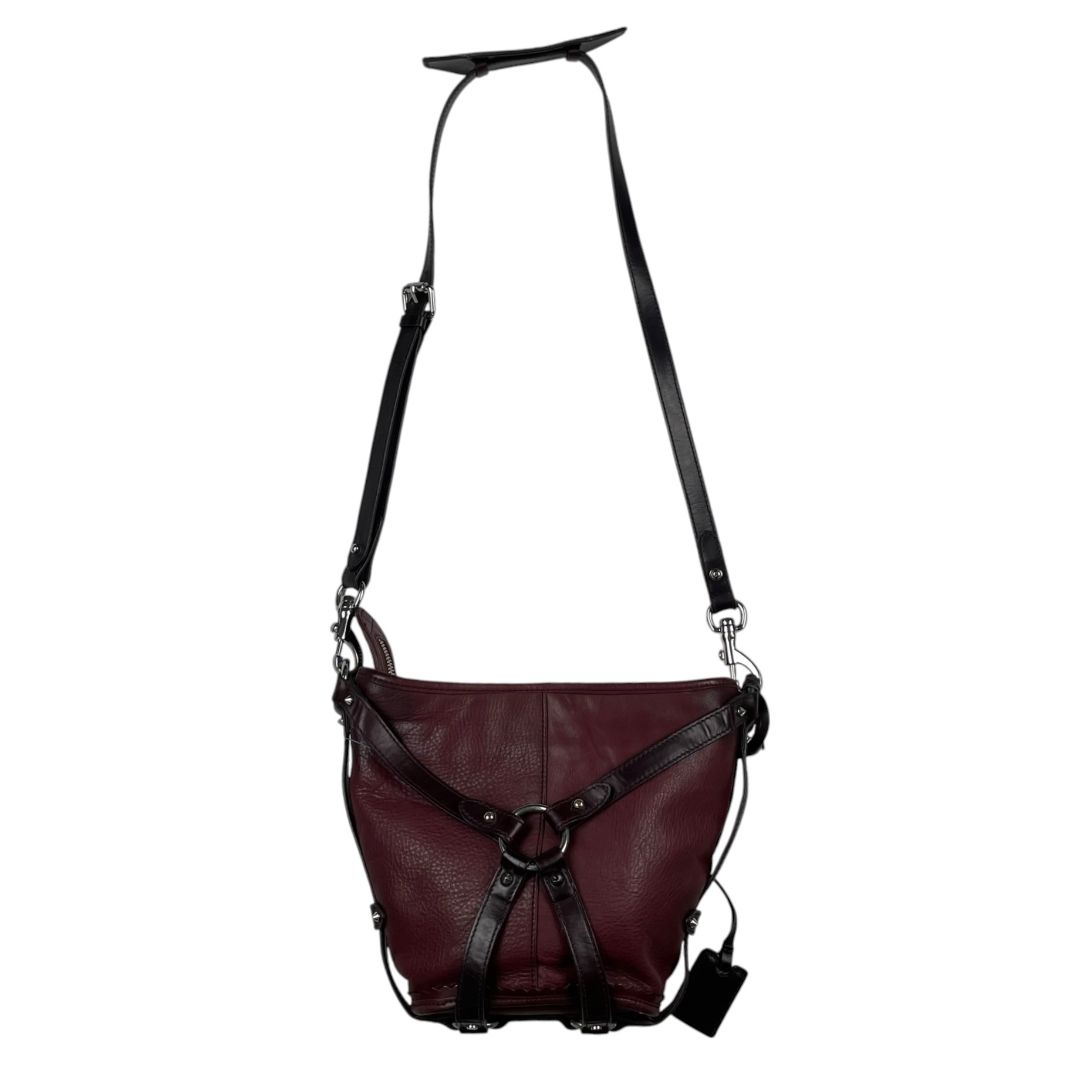 ALEXANDER MCQUEEN  Cartera  Color Bordeaux  Medida 28cm X 18cm