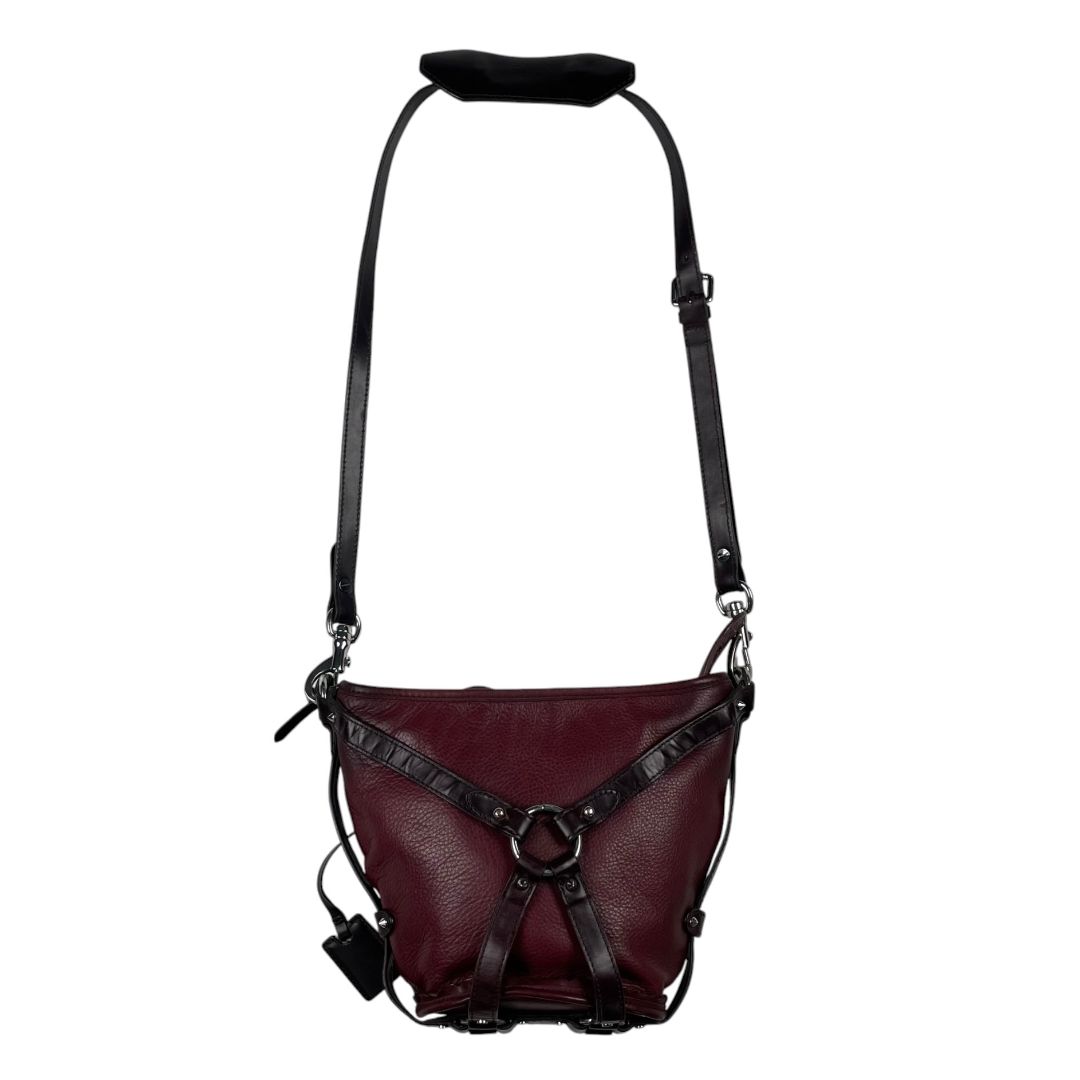 ALEXANDER MCQUEEN  Cartera  Color Bordeaux  Medida 28cm X 18cm