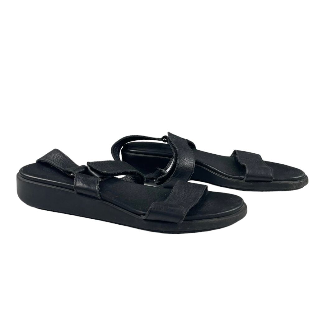 Sandalias  ARCHE  Color Negro Talle 39