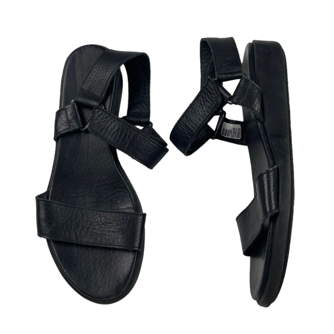 Sandalias  ARCHE  Color Negro Talle 39