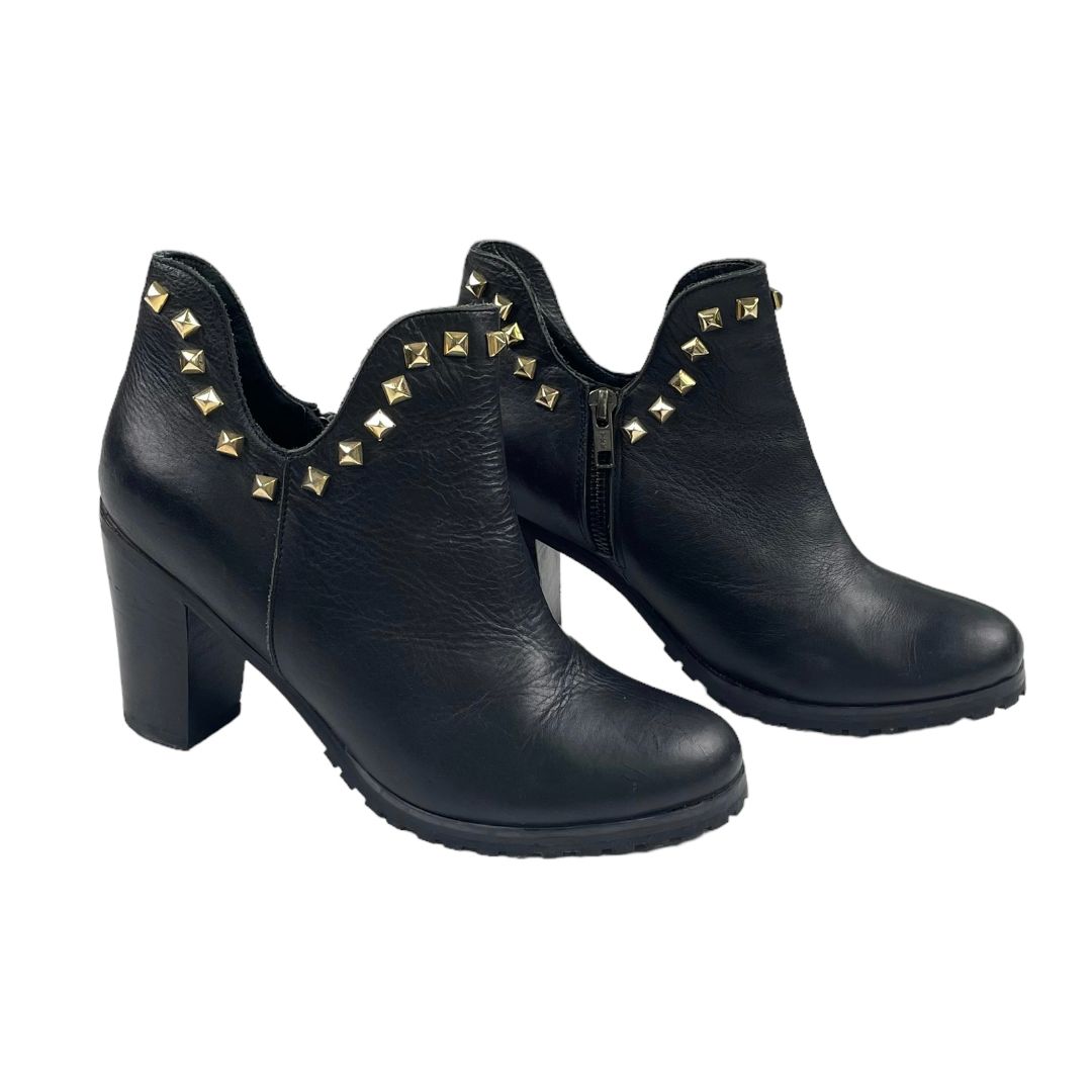 Bota Corta  JAZMIN CHEBAR  Color Negro Talle 37