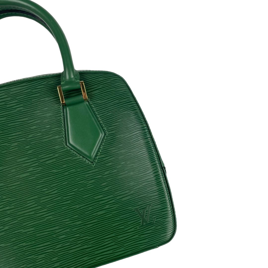 Cartera  LOUIS VUITTON  Color Verde Medida 27cm X 21cm