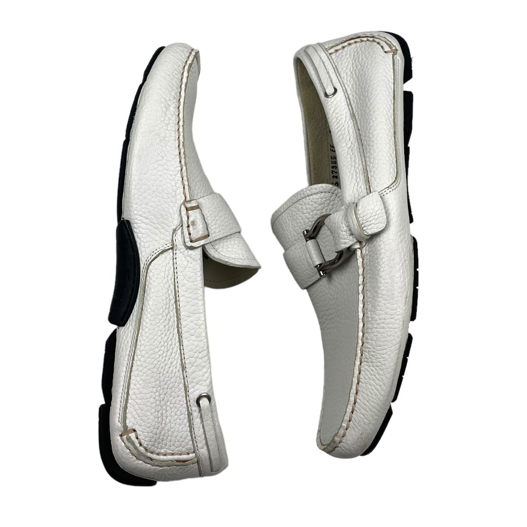 Zapatos  FERRAGAMO  Color Blanco Talle 9