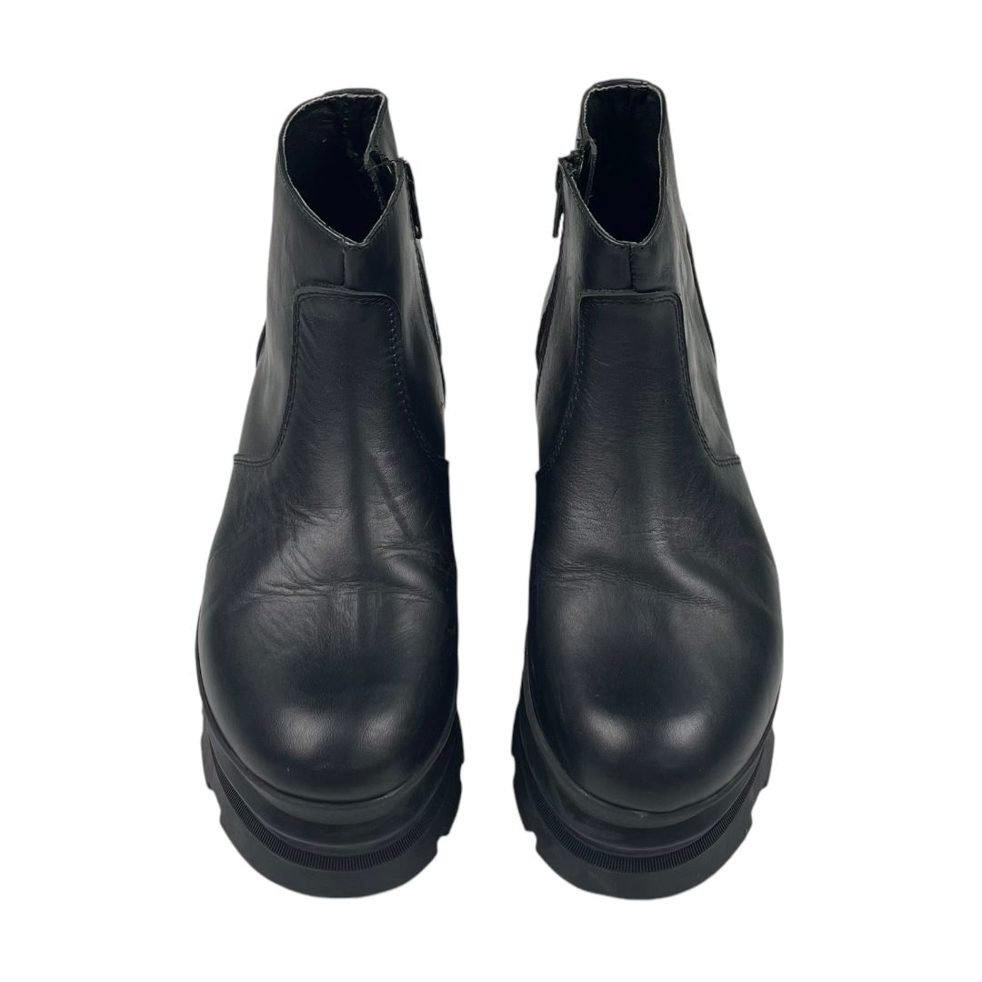 Bota Corta  COMO QUIERES  Color Negro Talle 36