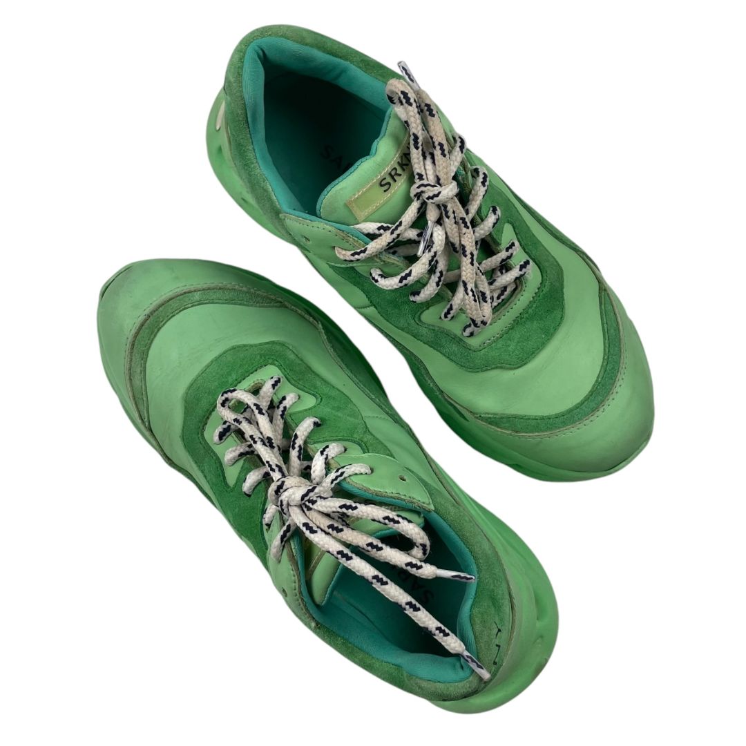 Zapatillas  SARKANY  Color Verde Talle 38