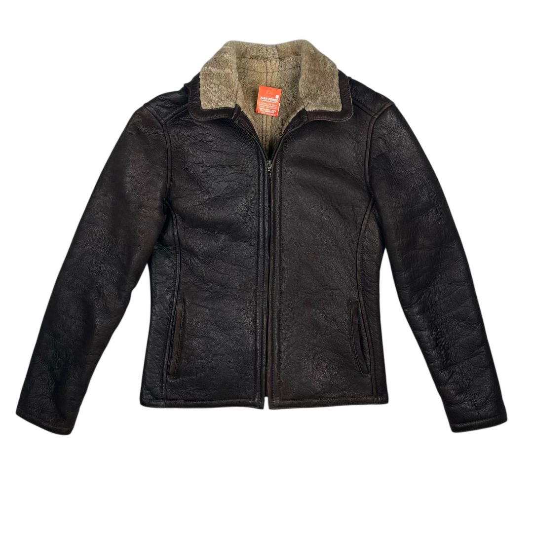 Campera  SIN MARCA  Color Marron Talle M