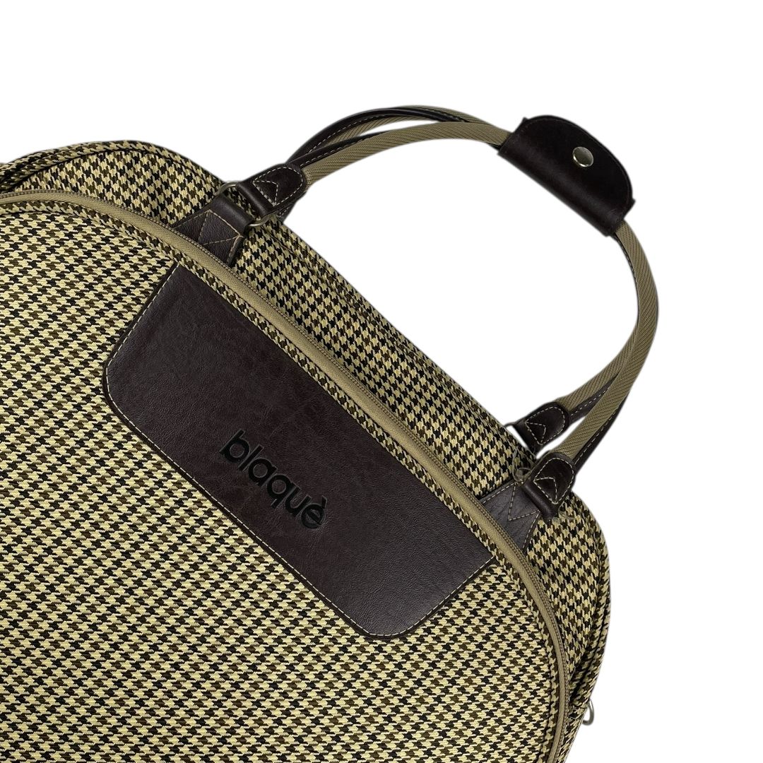 Bolso  BLAQUE  Color Marron Medida 50cm X 30cm X 20cm