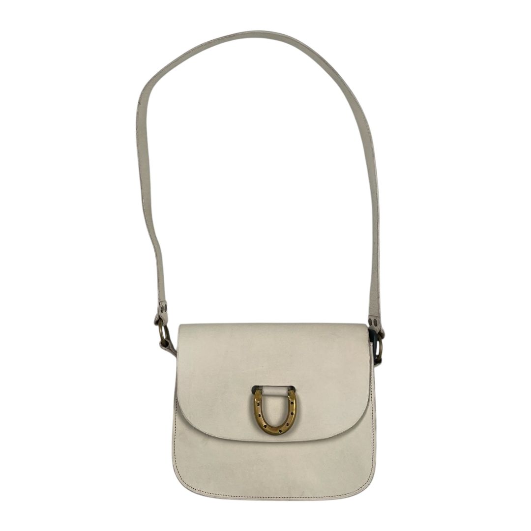 Cartera  ACHEVAL PAMPA  Color Blanco Medida 25cm X 19cm
