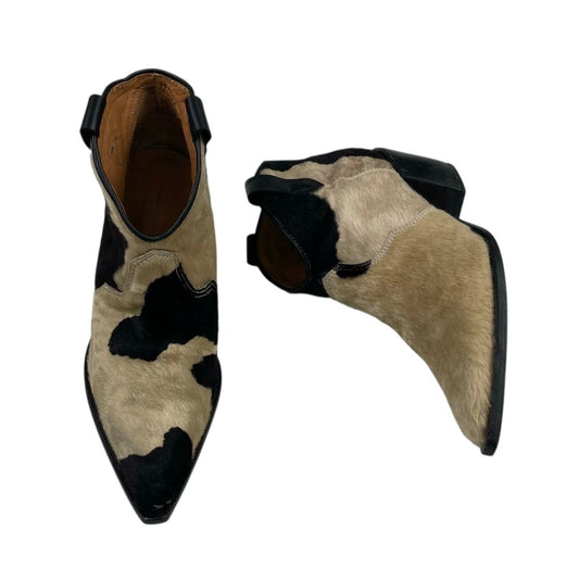 Bota Corta  CÓRDOBA  Color Varios Beige Y Negro Talle 39