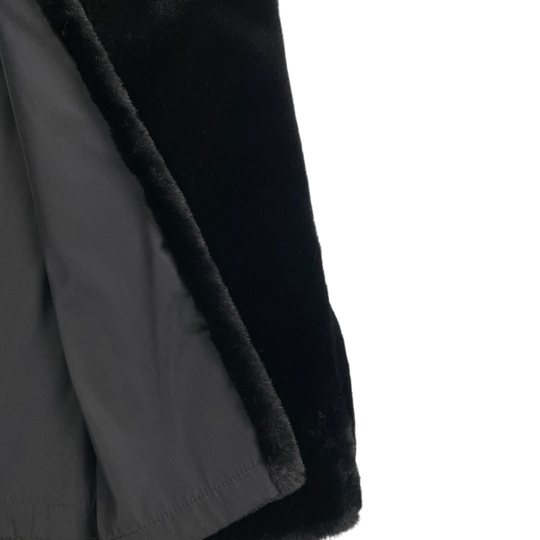 Tapado  CALVIN KLEIN  Color Negro Talle S