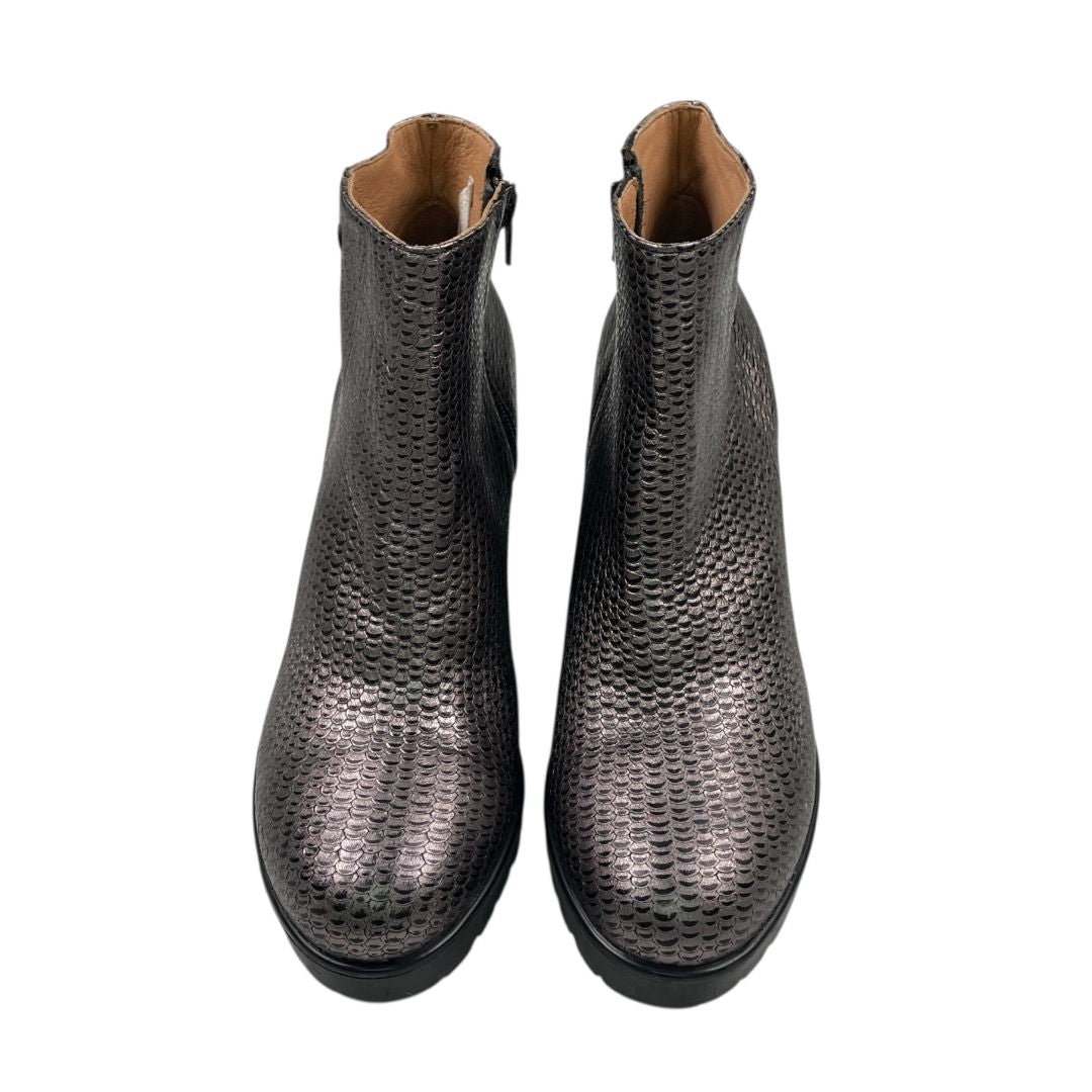 Bota Corta  WOODLAND  Color Peltre Talle 41
