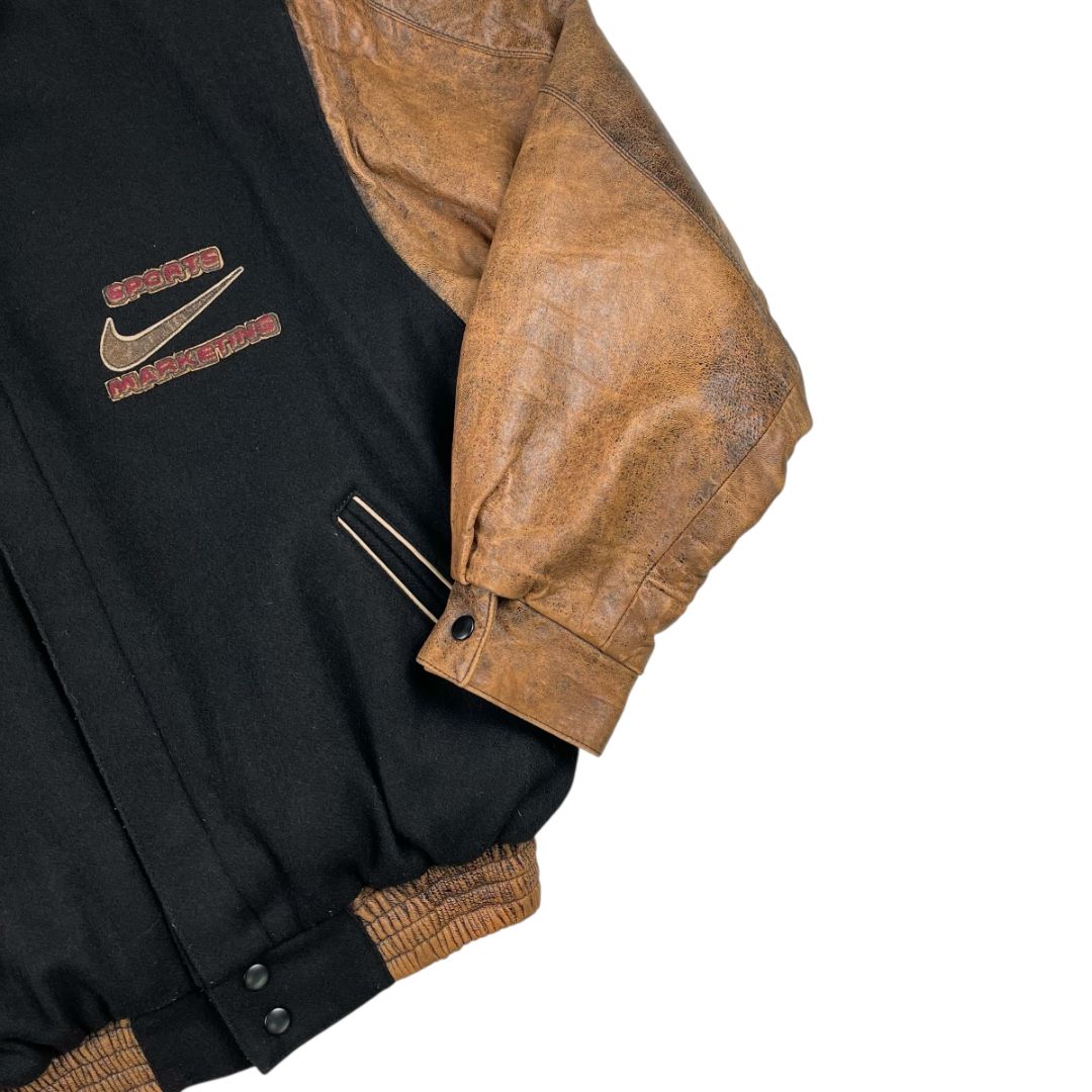 Campera  NIKE  Color Varios Marron y Negro Talle L
