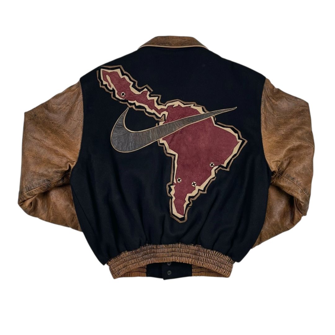 Campera  NIKE  Color Varios Marron y Negro Talle L
