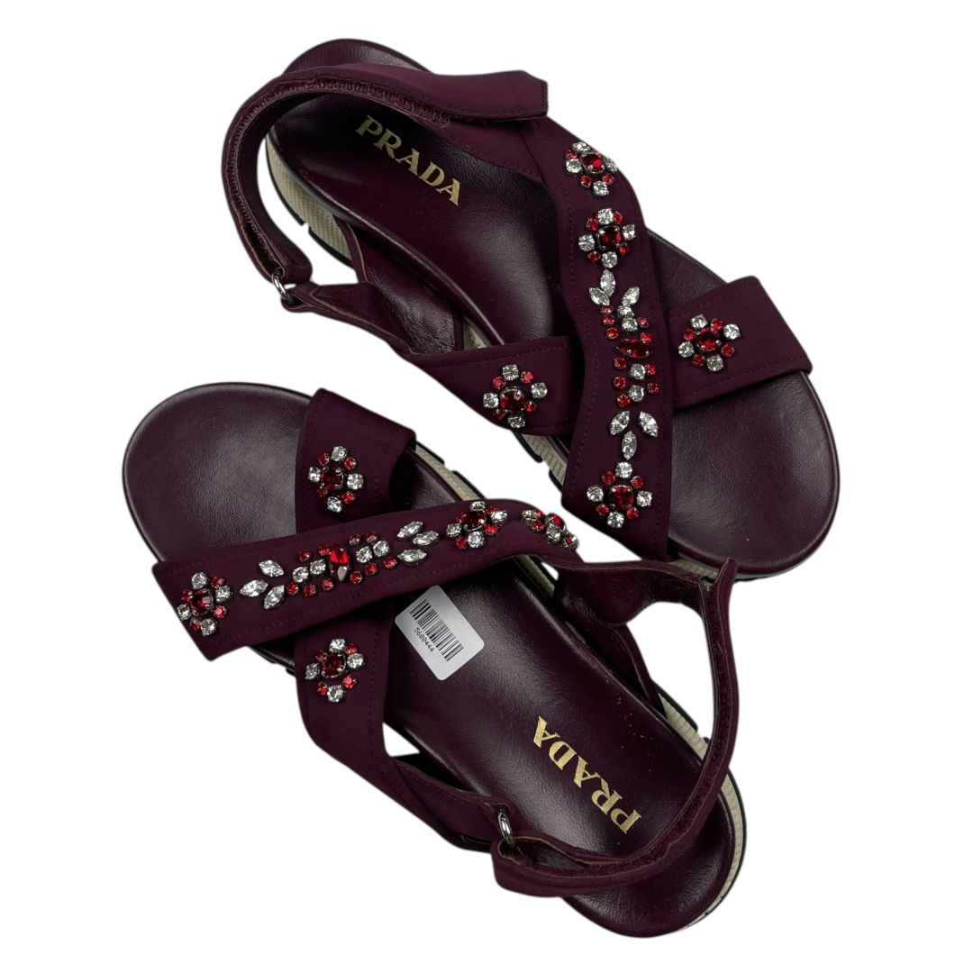 Sandalias  PRADA  Color Bordeaux Talle 39