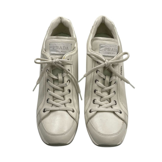 Zapatos  PRADA  Color Blanco Talle 39,5