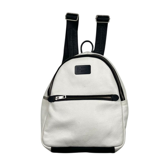 Mochila  PRUNE  Color Varios Blanco Y Negro 35x25cm