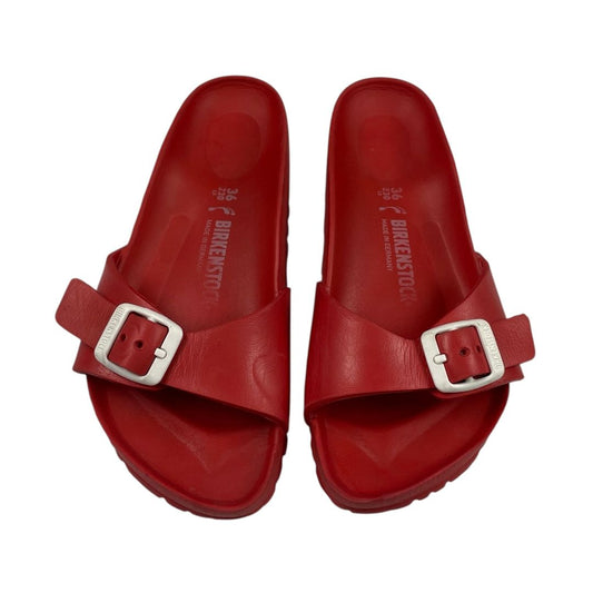 Ojotas  BIRKENSTOCK  Color Rojo Talle 36