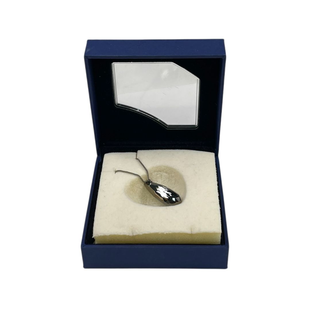 Collar  SWAROVSKI  Color Gris Talle Unico