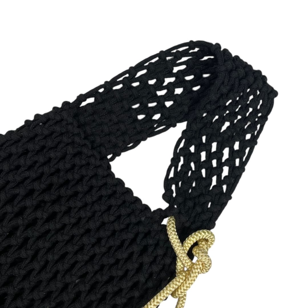 Cartera  BIG BANG  Negro Medida 20cm X 18cm