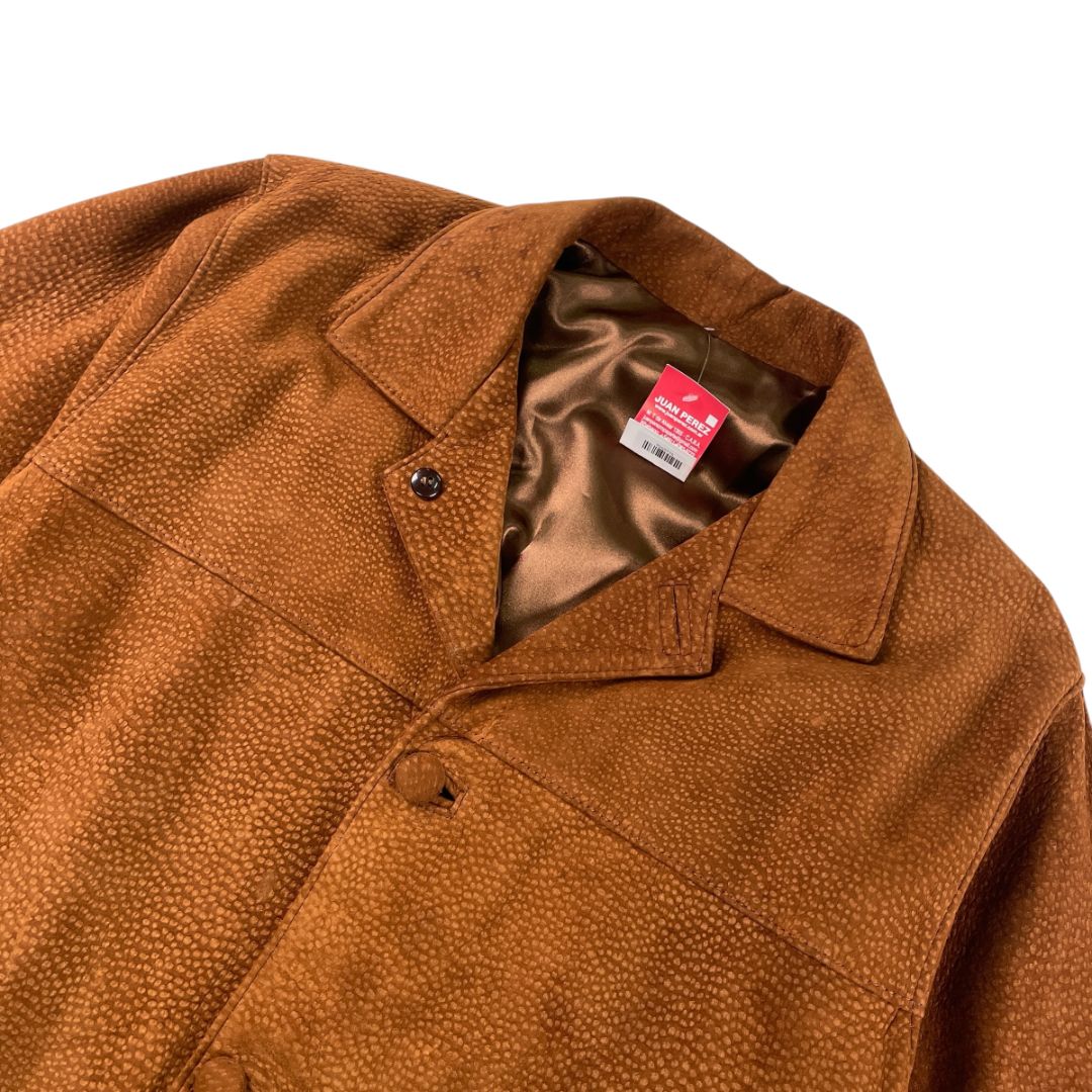Campera  SIN MARCA  Color Marron Talle L