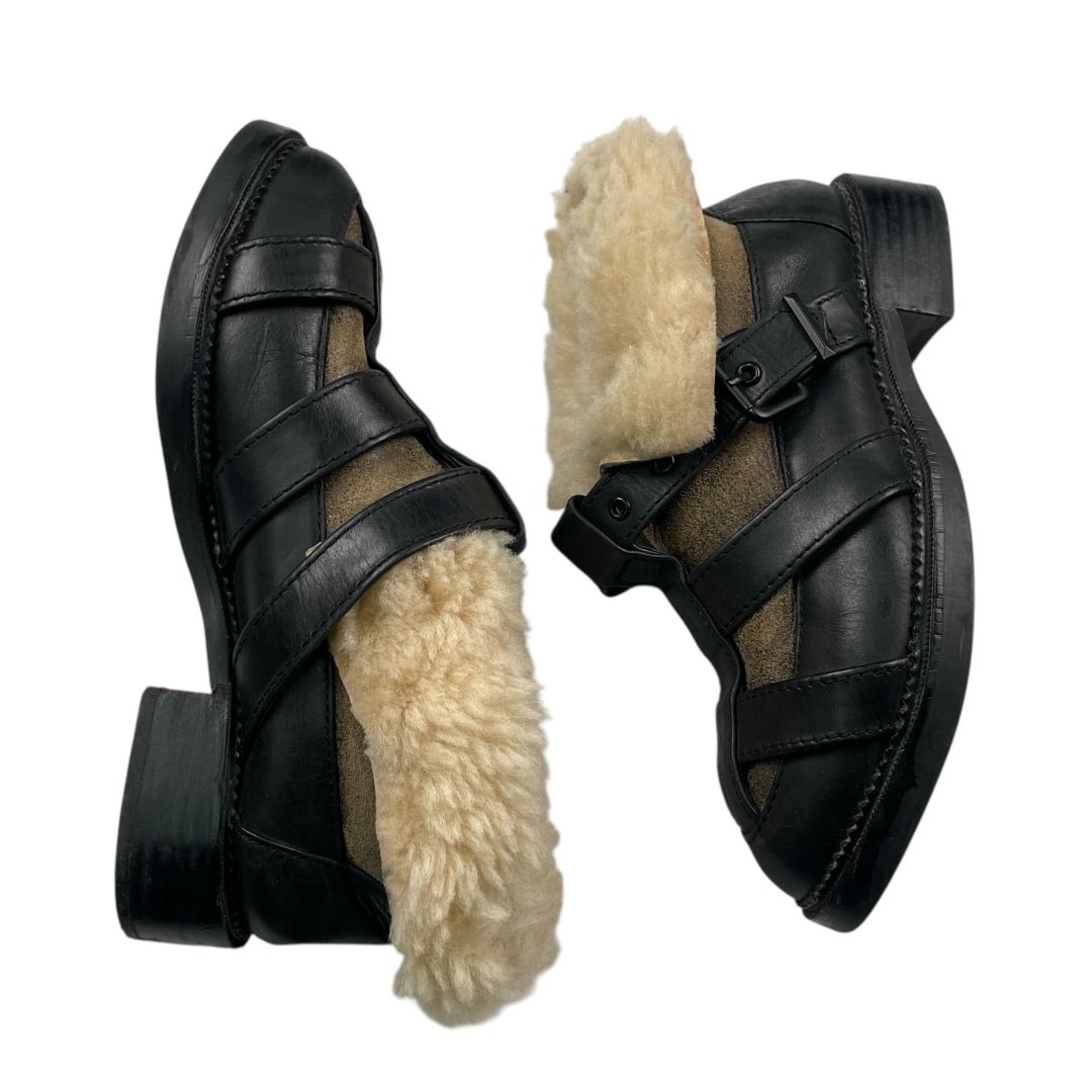 Bota Corta  JEFFREY CAMPBELL  Color Negro Talle 38