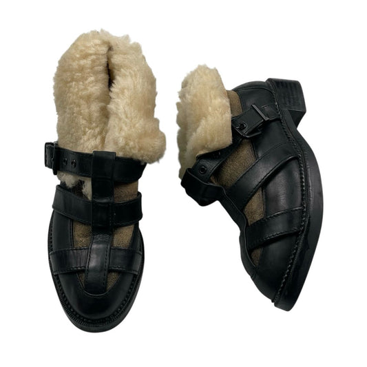 Bota Corta  JEFFREY CAMPBELL  Color Negro Talle 38