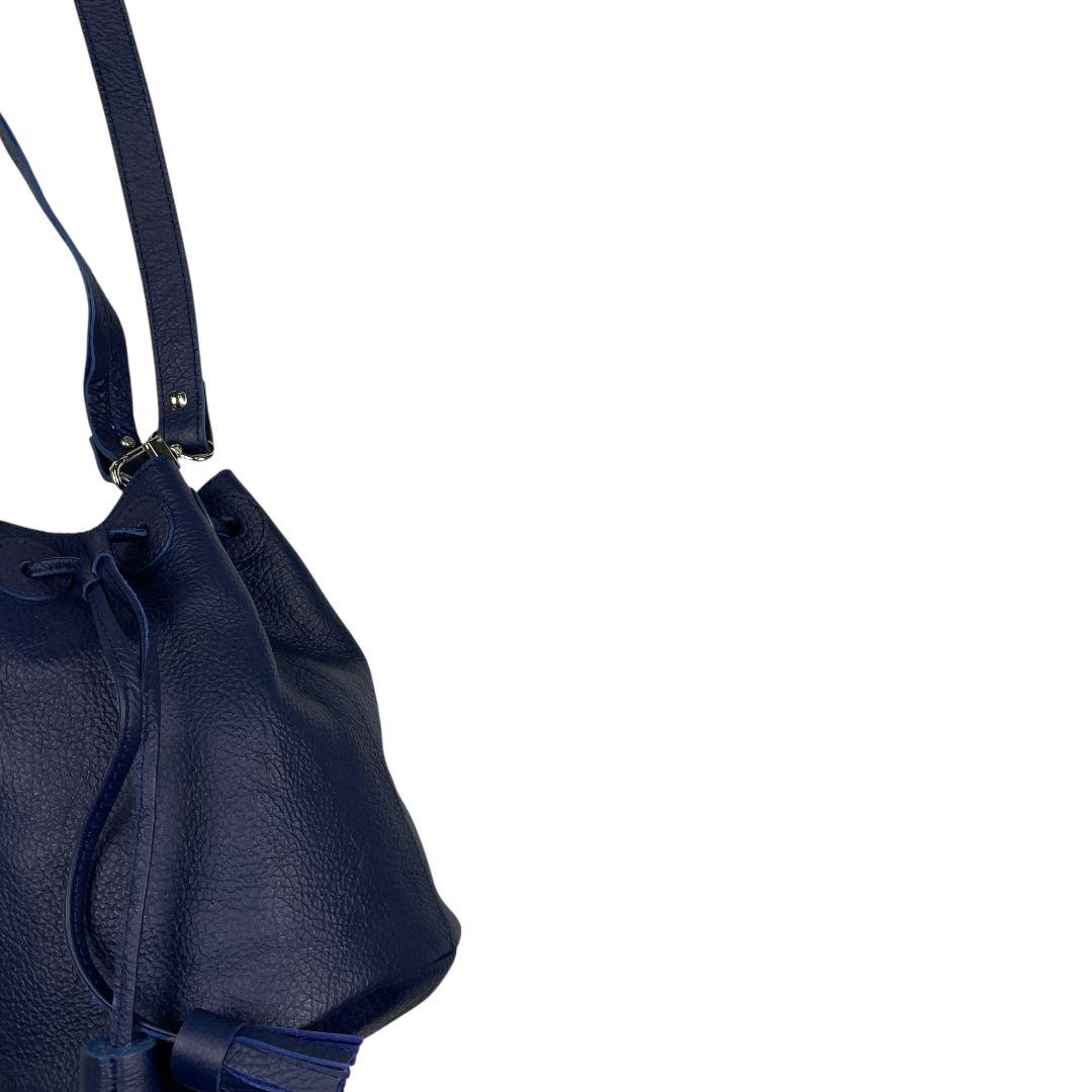 Cartera  TESSA  Color Azul Medida 23cm X 19cm
