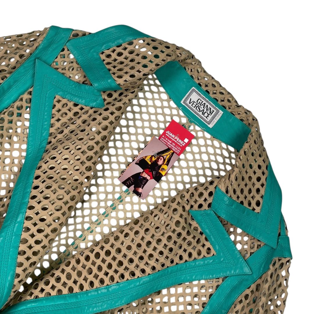 Tapado  VERSACE  Color Beige Talle M