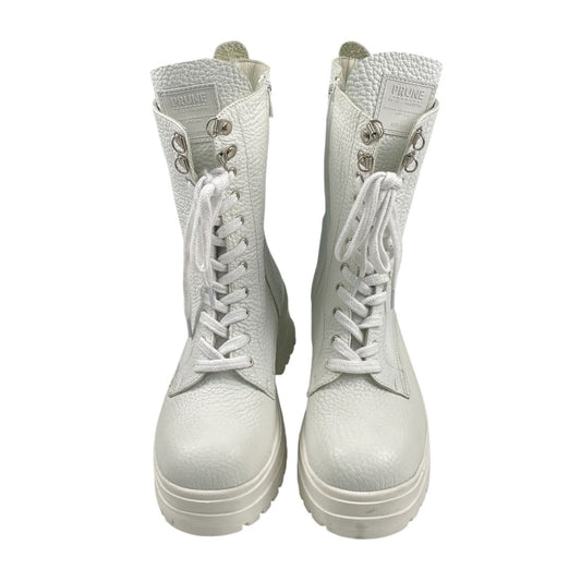 Borcegos  PRUNE  Color Blanco Talle 38