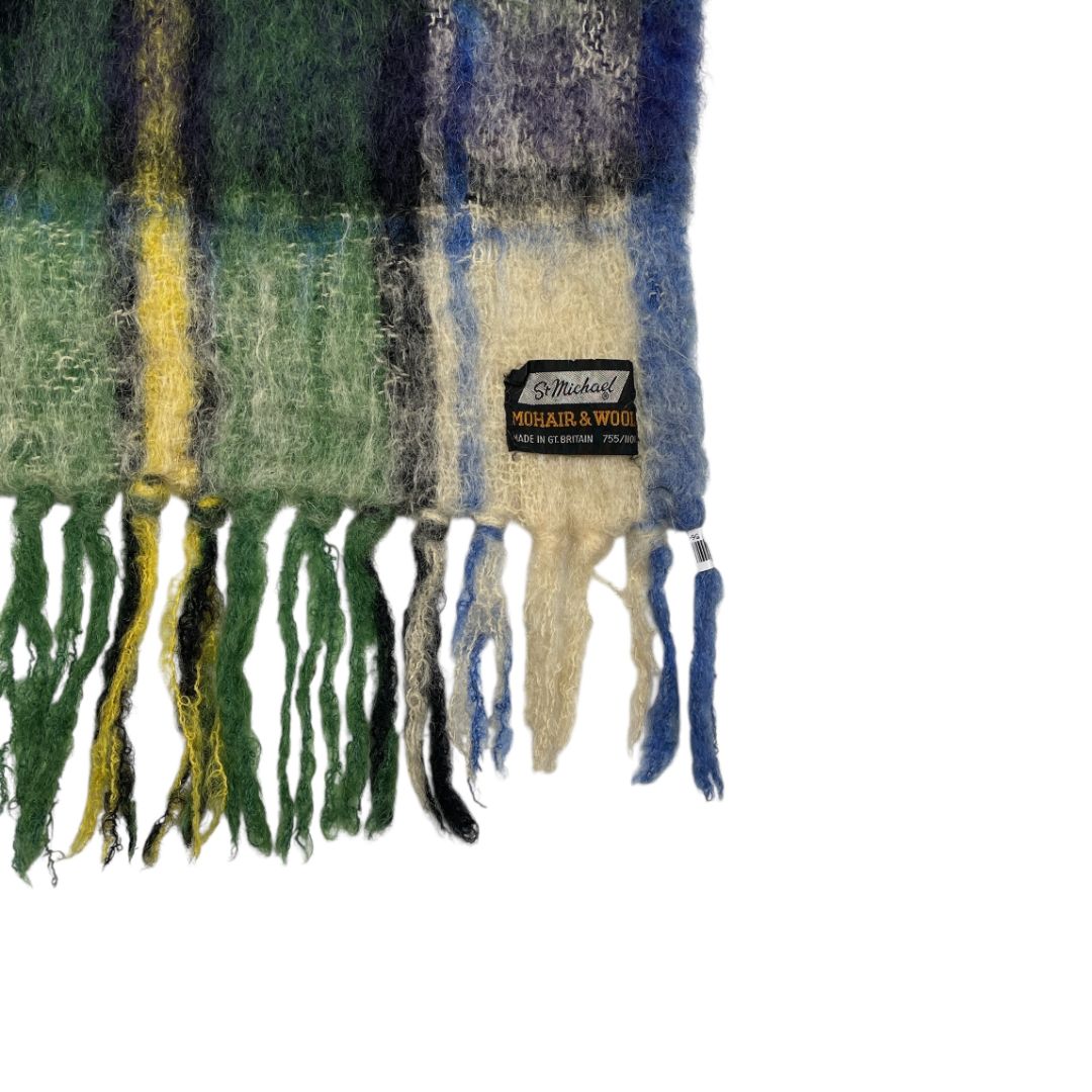 Bufanda  ST MICHAELS  Color Varios Cuadros Medida 140cm X 44cm