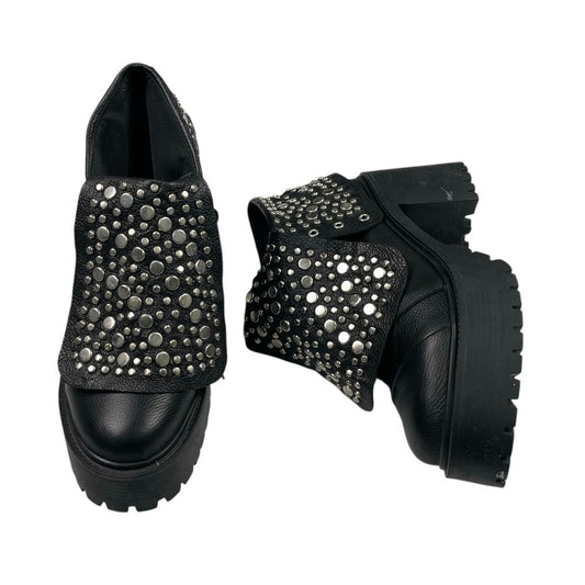 Borcegos  SIN MARCA  Color Negro Talle 40