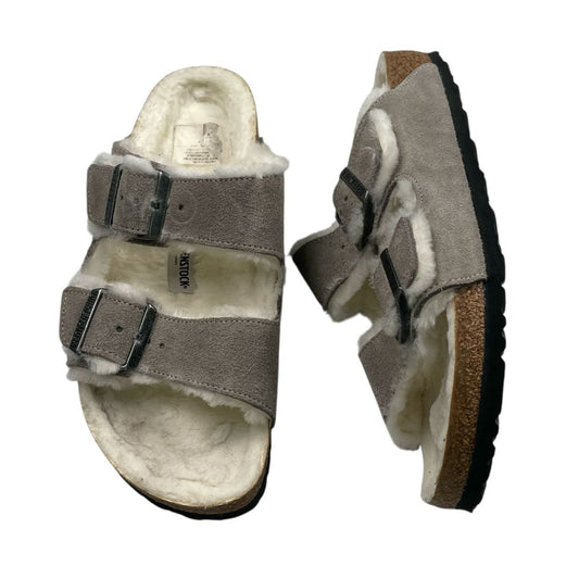 Sandalias  BIRKENSTOCK  Gris Talle 40