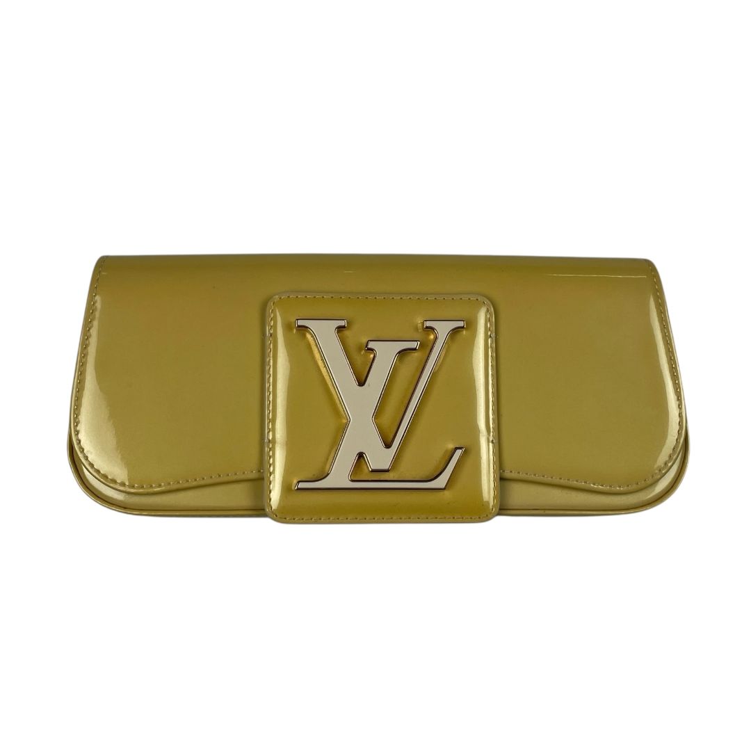 Sobre  LOUIS VUITTON  Amarillo Medida 25cm X 9.5cm