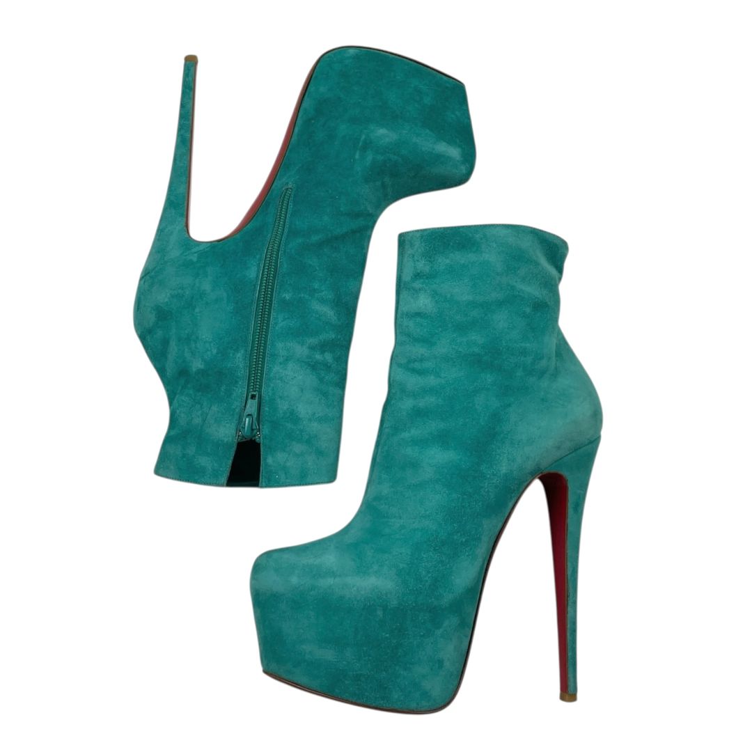 Taco Alto Fino  LOUBOUTIN  Verde Talle 36