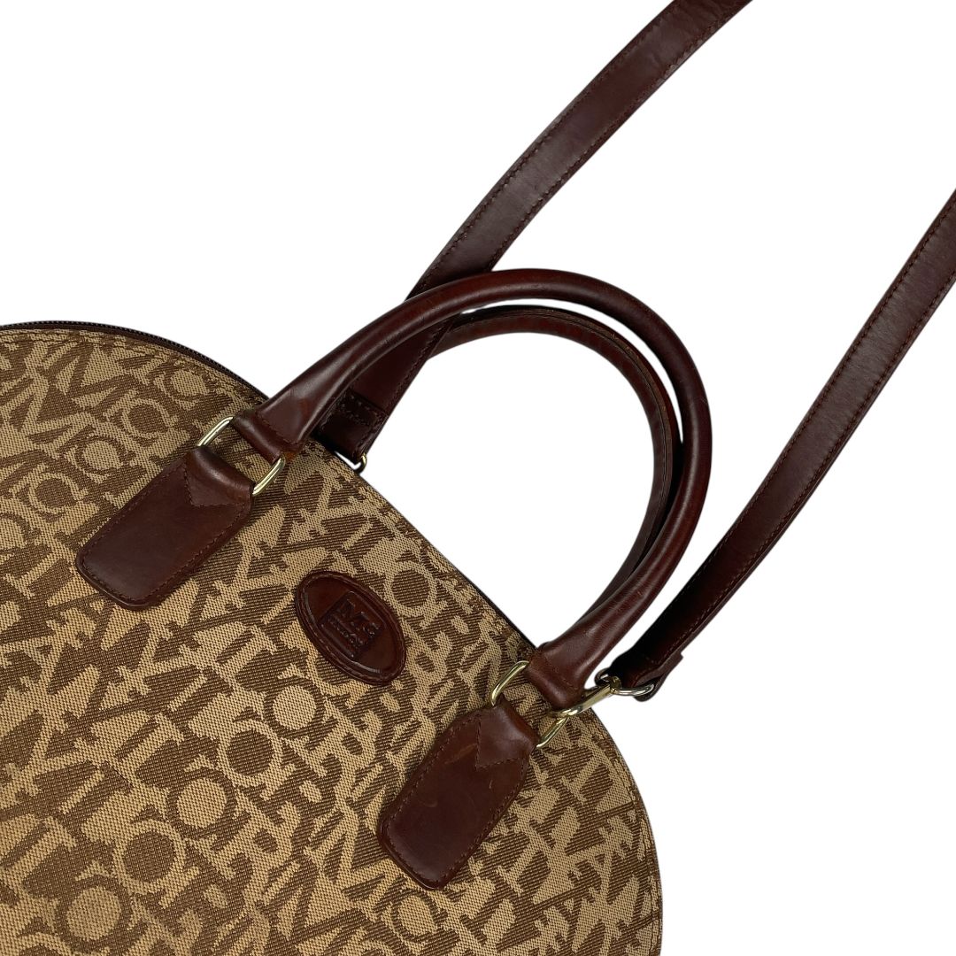 Cartera  MC TAYLOR  Color Varios Monograma Medida 37cm X 34cm