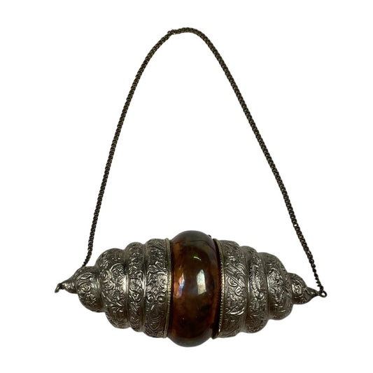 Cartera  SIN MARCA  Color Plateado Medida 20cm X 8cm