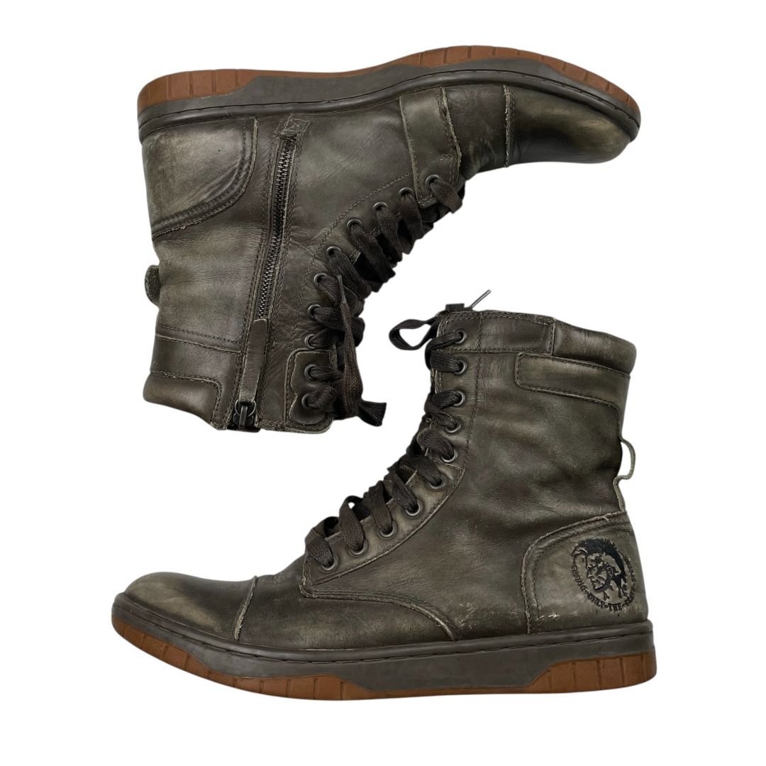 Botas  DIESEL  Color Gris Talle 42