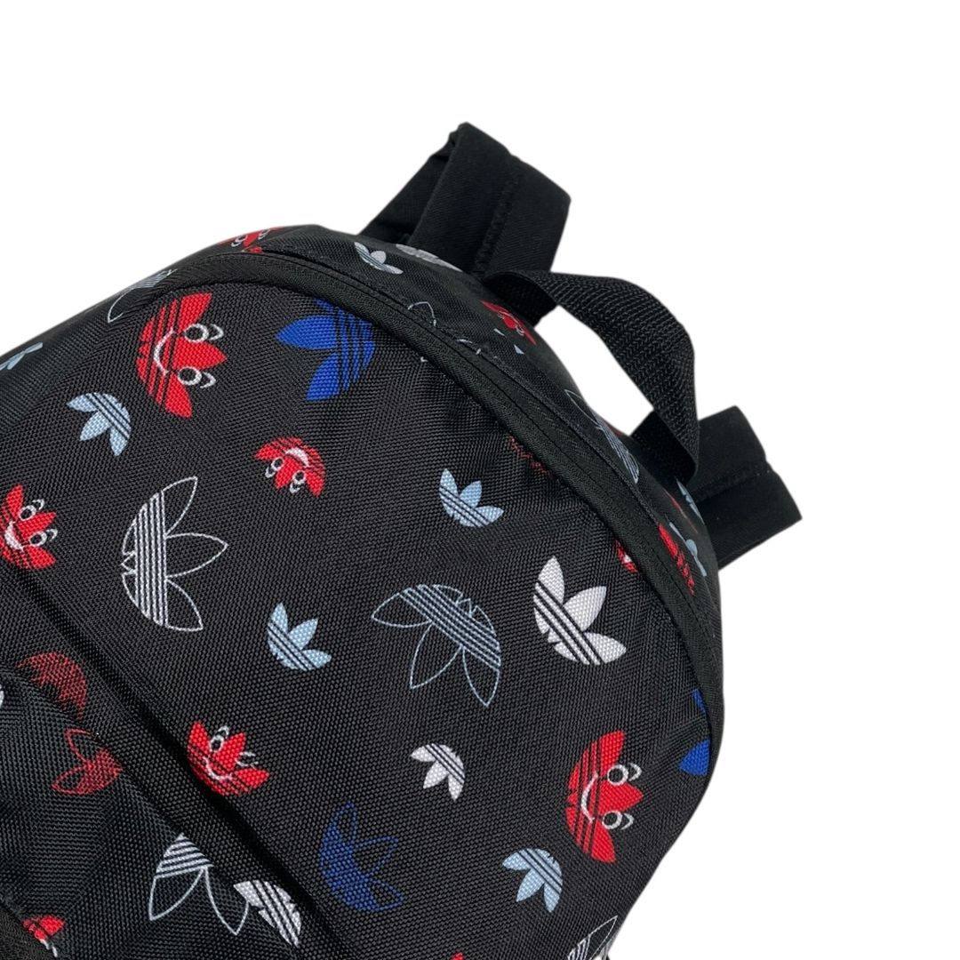 Mochila  ADIDAS  Color Negro Medida 31cm X 22cm