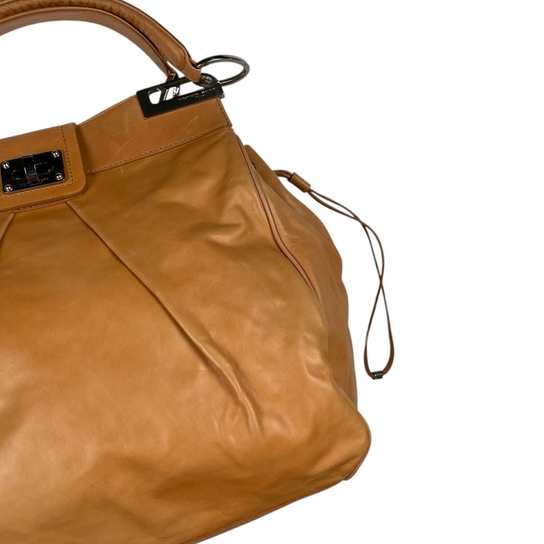 Cartera  PETER KENT  Marron Medida 40cm X 35cm