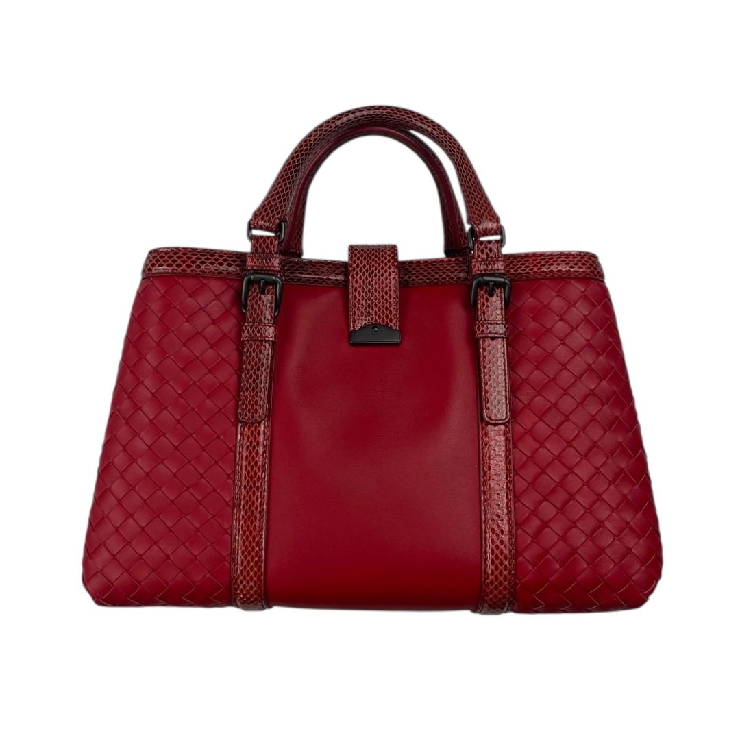 Cartera  BOTTEGA VENETA  Rojo Medida 32cm X 20cm