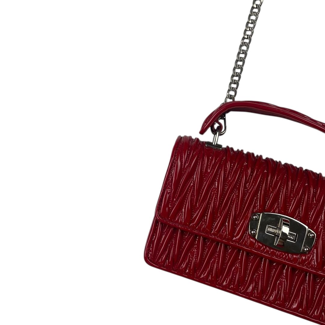 Cartera  MIU MIU  Rojo Medida 24cm X 14cm