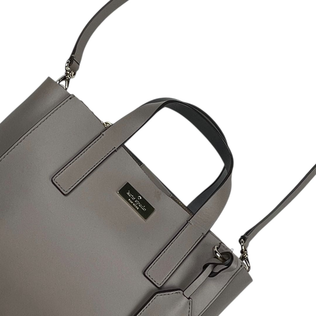 Cartera  KATE SPADE  Gris Medida 24cm X 22cm