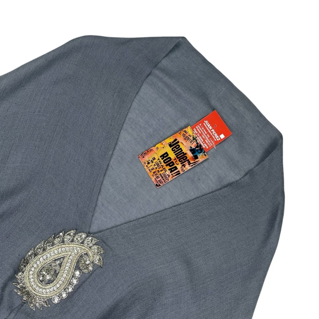 Poncho  SIN MARCA  Gris Talle Unico