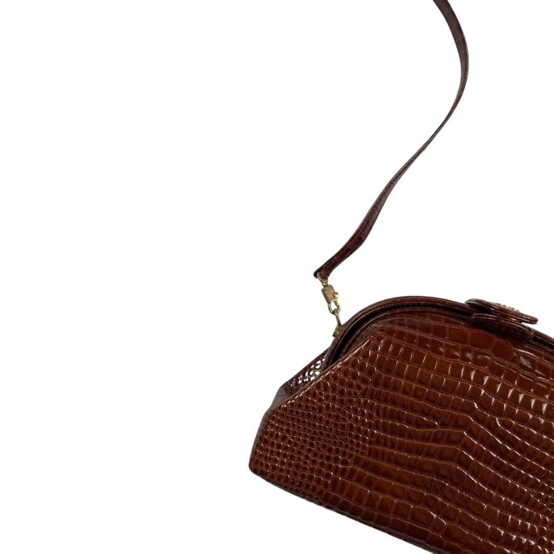 Cartera  SIN MARCA  Marron Medida 23cm X 16cm