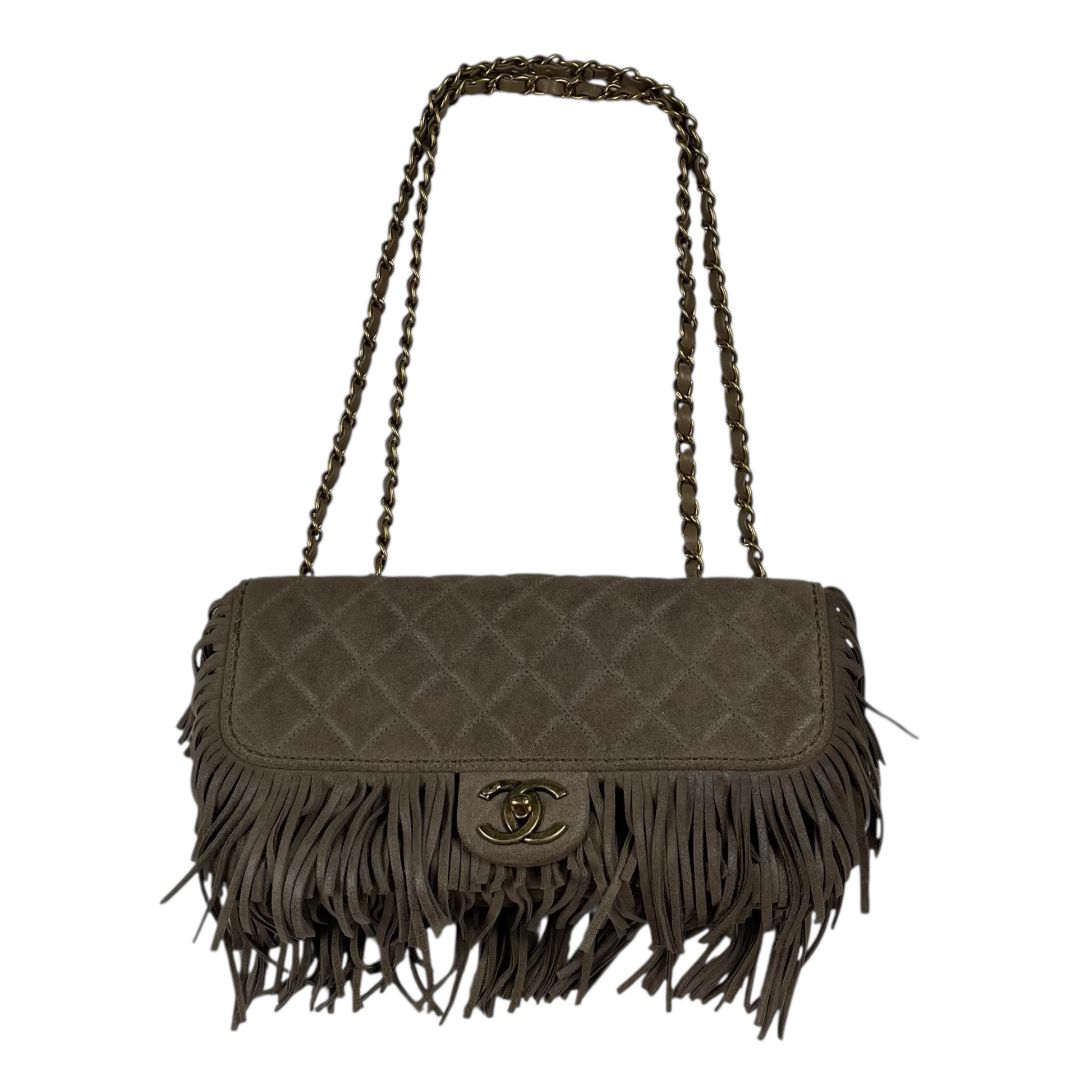 Cartera  CHANEL  Gris Medida 30cm X 15cm