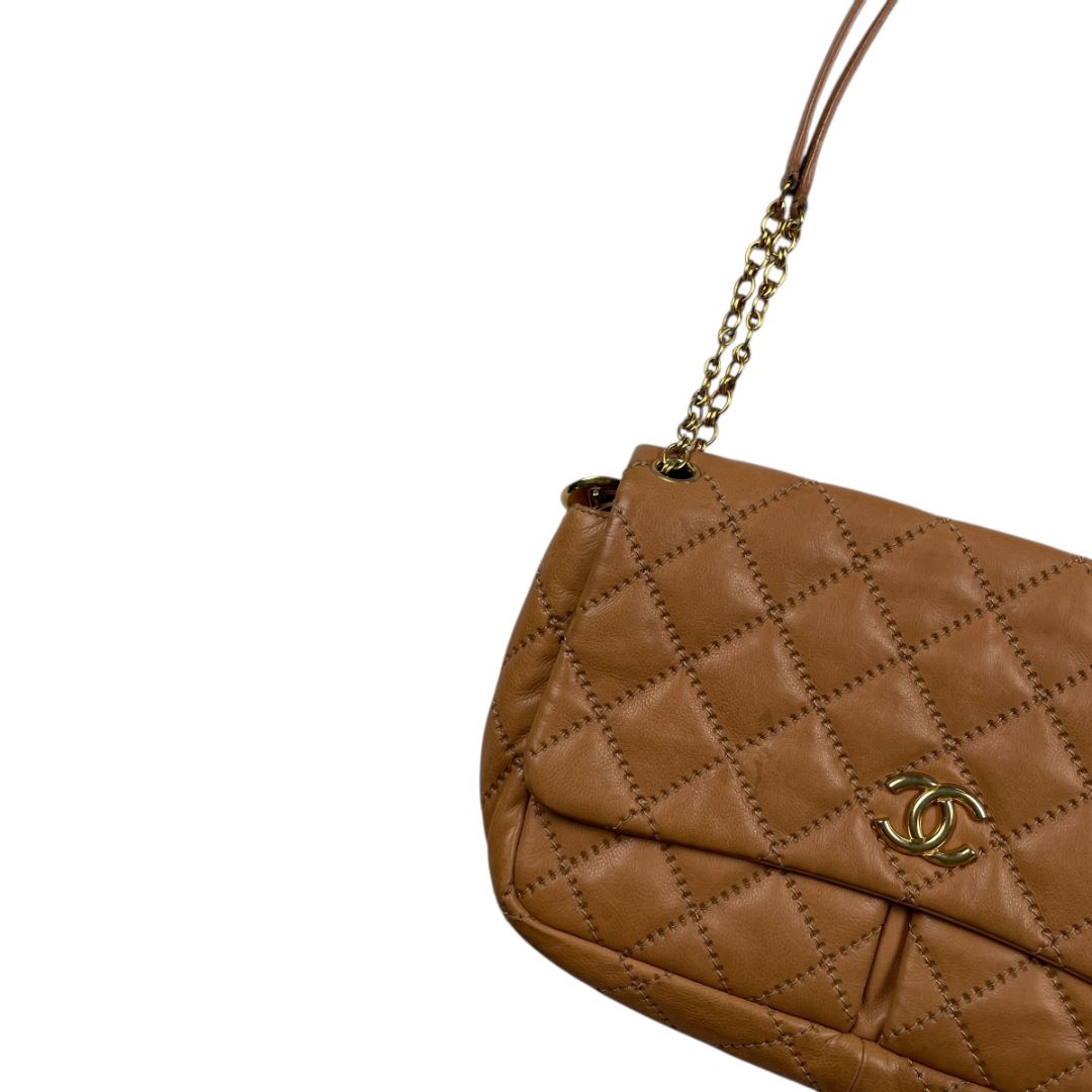 Cartera  CHANEL  Marron Medida 30cm X 20cm