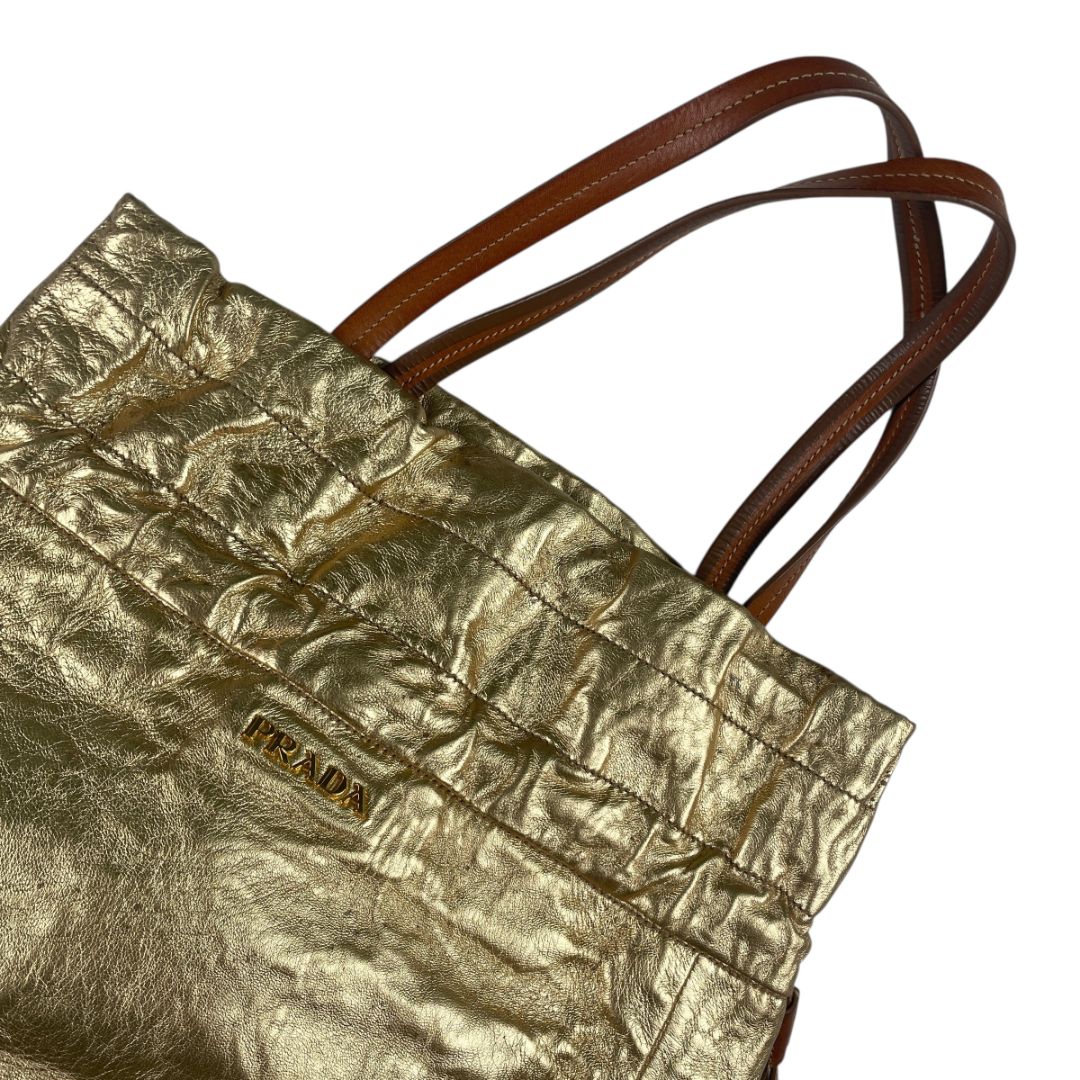 Cartera  PRADA  Dorado Talle Unico