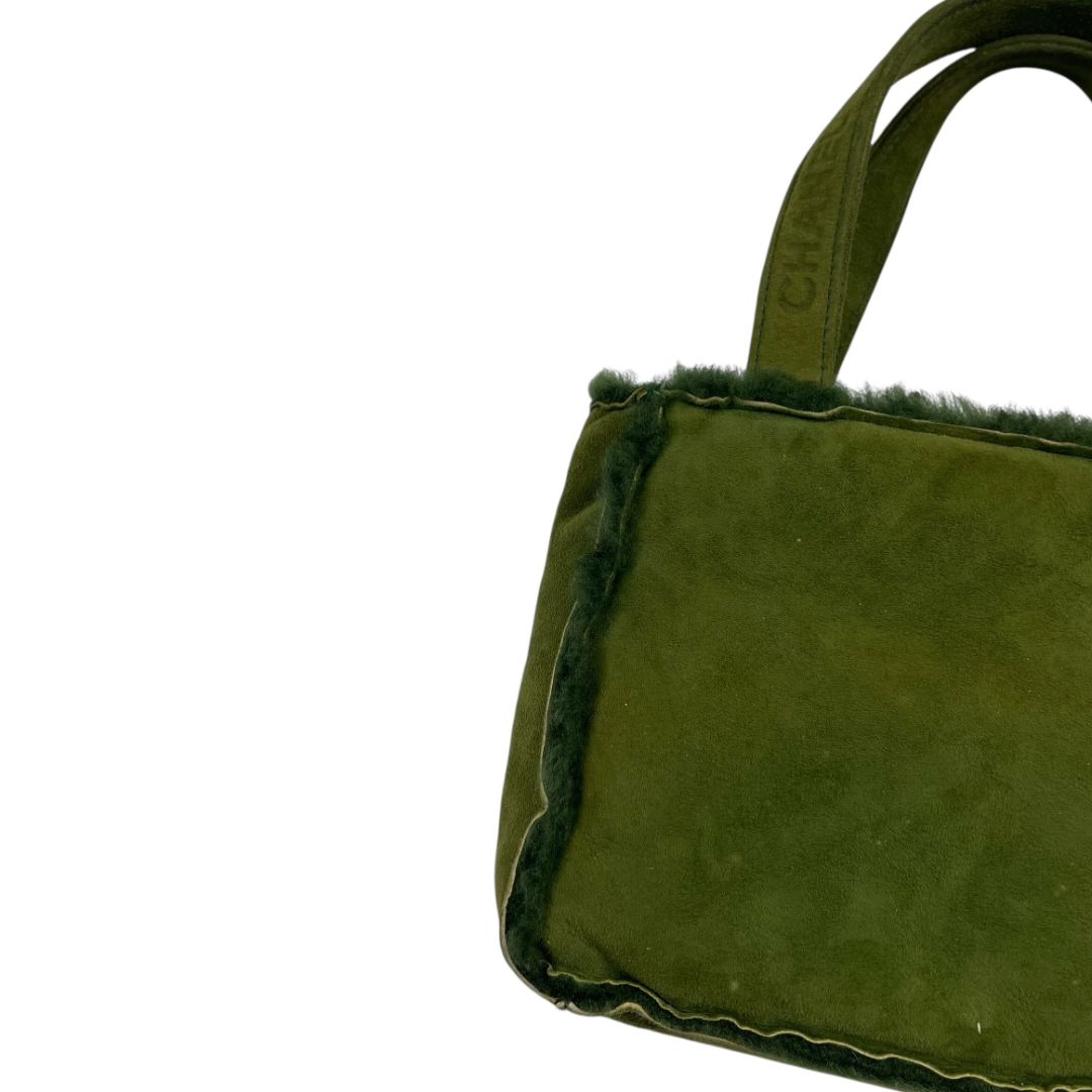 Cartera  CHANEL  Verde Medida 25cm X 20cm