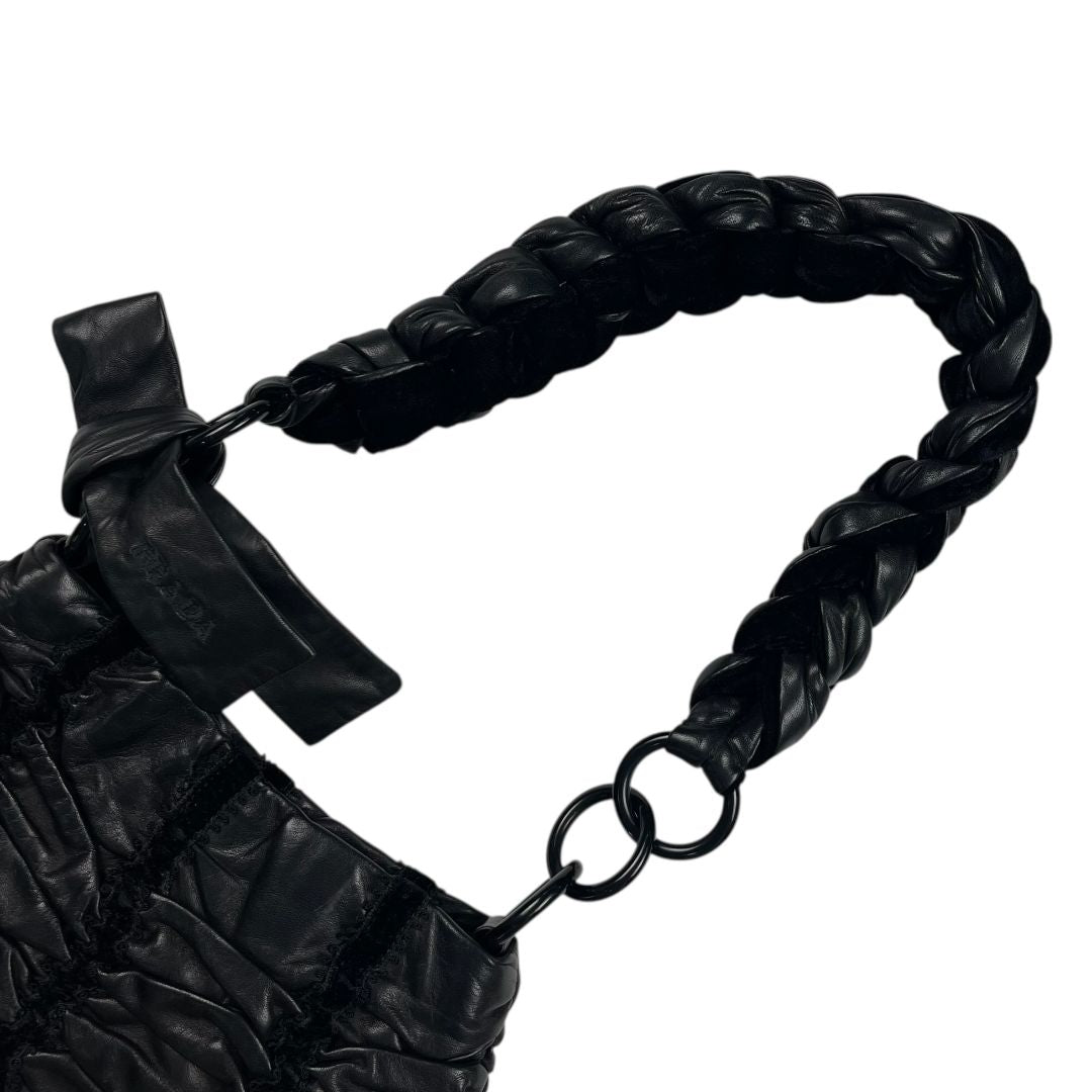 Cartera  PRADA  Negro Medida 25cm X 15cm