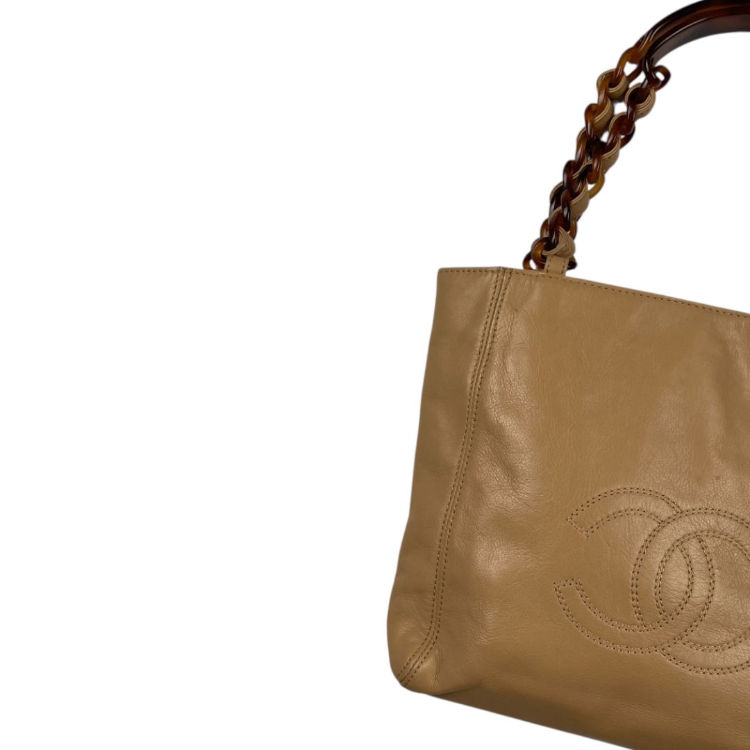 Cartera  CHANEL  Beige Medida 22cm X 22cm